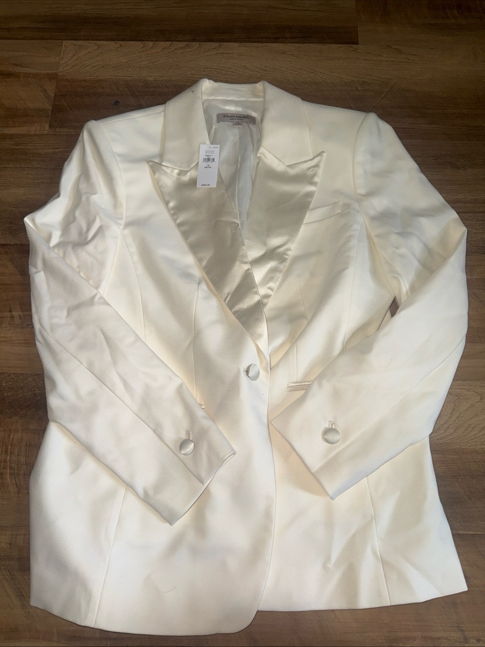 NWT Womens Banana Republic Tuxedo Blazer Cream Silk Blend Elegant Size 12 Petite